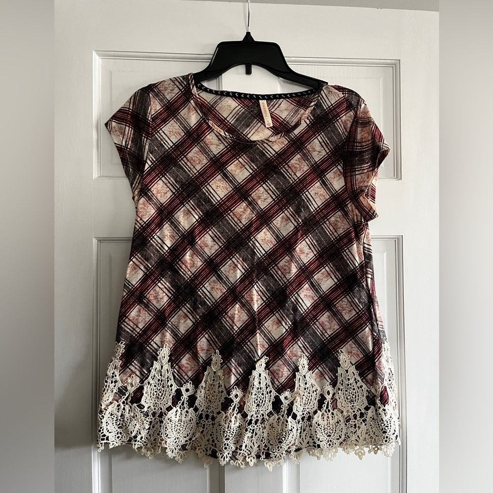 xhilaration women’s L plaid/lace top